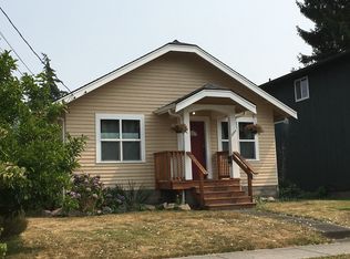2534 Cherry St, Bellingham, WA 98225