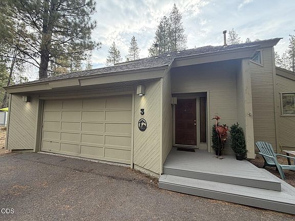 2nd image of 57384 Acacia Ln