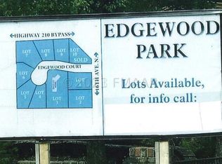 1481 Edgewood Ct, Wahpeton, ND 58075