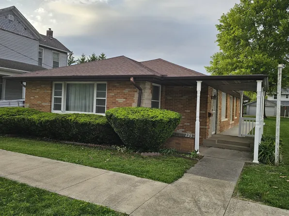 223 W Main St, Maroa, IL 61756