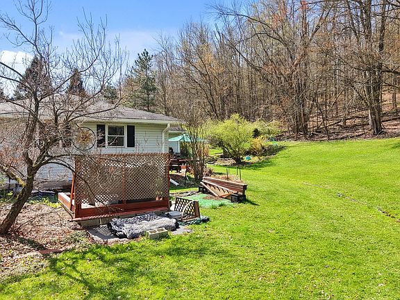 5th image of 1516 Quaker Lake Rd