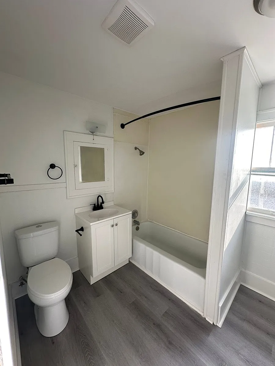 Building Photo - 1425 N 14th St #2