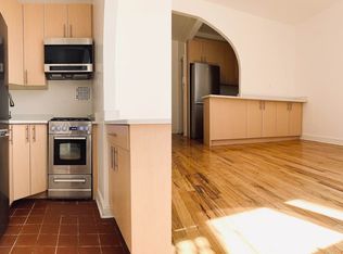 144 E 7th St APT B8, New York, NY 10009