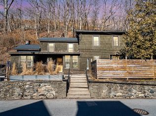 32 Hudson St, Port Jervis, NY 12771