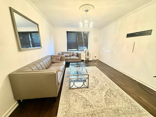 Rented by Papp Realty | media 2