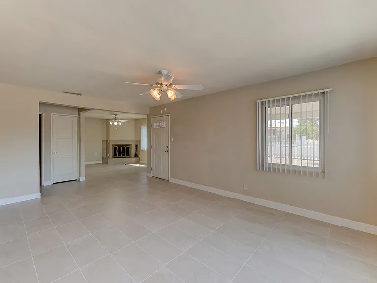 402 Ilmenite Way — Photo 5