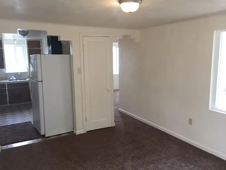 125 N Water Ave — Photo 6