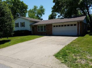 3508 Weymeyer Dr, Columbia, MO 65202