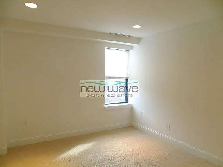 108 Jersey St #5 — Photo 12