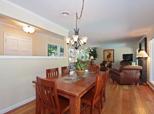 207 Orchard Rd, Orinda, CA 94563