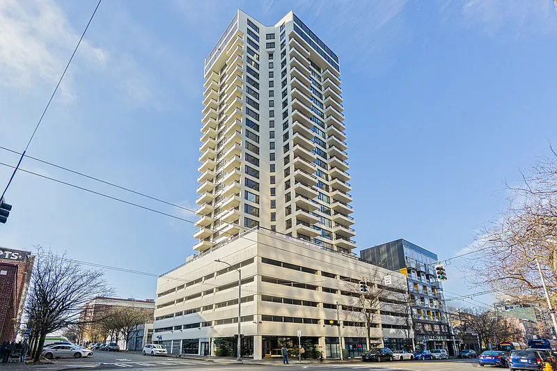 2201 3rd Ave #1106