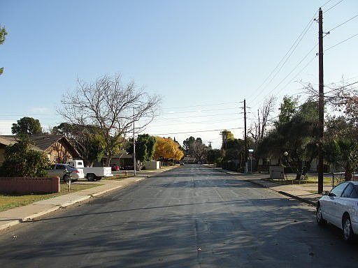 2nd image of 1114 W 2nd St