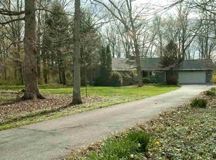 1049 Ridge Rd, Gettysburg, PA 17325