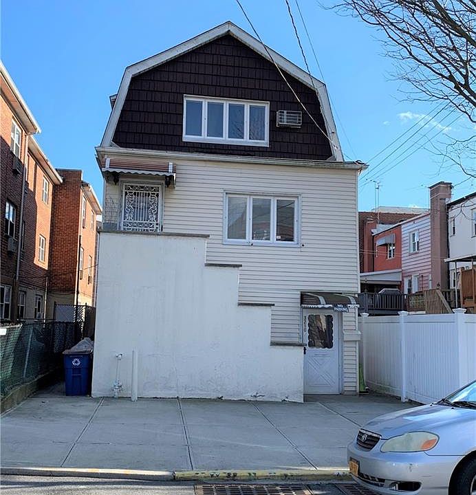 1st image of 3210 Fairmount Ave