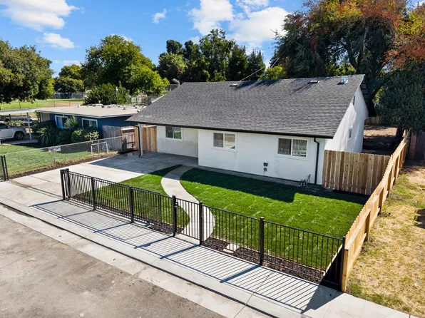 2034 W Monterey Ave, Stockton, CA 95204