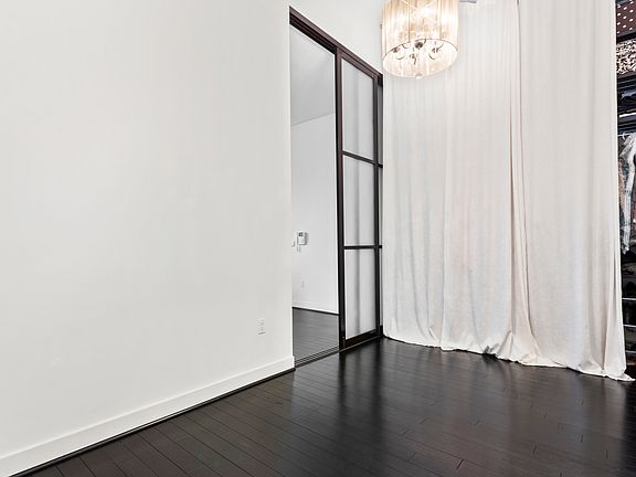 4th image of 220 W 148th St APT 2M