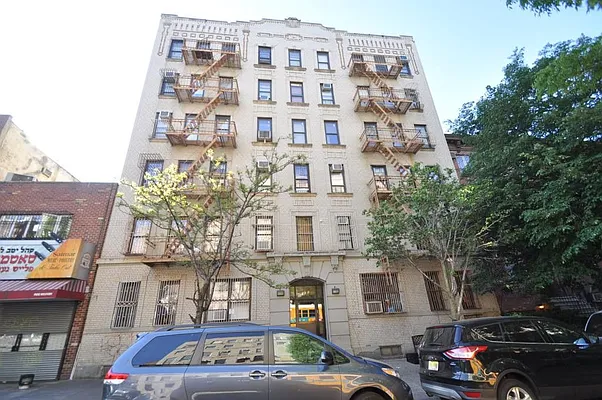 Rented by Keller Williams NYC | media 13