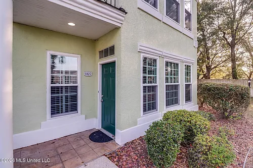 2252 Beach Dr #1102 Photo 1
