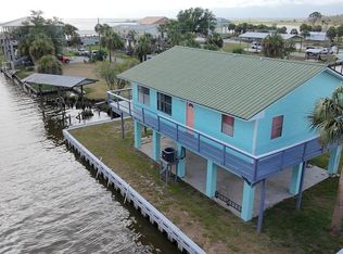 103 4th Ave W, Horseshoe Beach, FL 32648