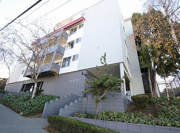 2nd image of 609 E 23rd St APT 105