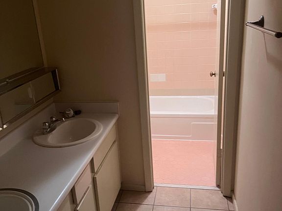 5th image of 2304 Richland Ave #D