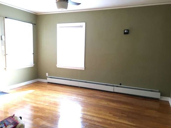 4th image of 707 Lowell Ave