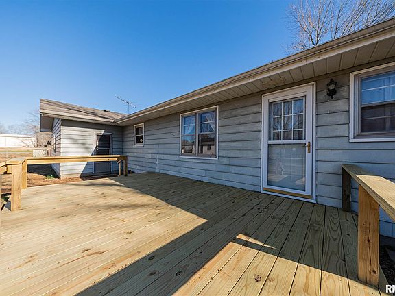 5th image of 629 N Friend St