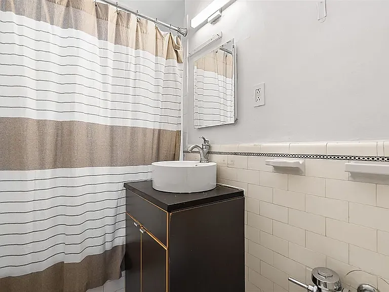 32 Sidlaw Rd #14 — Photo 7