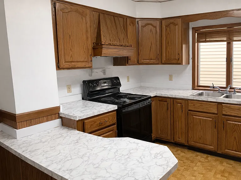 2106 Boulevard Ave #B — Photo 14