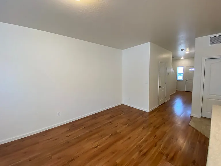 616 Mesa Canyon Ln — Photo 6