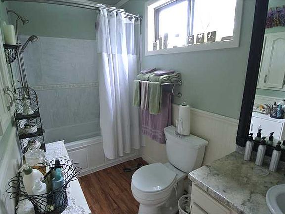5th image of 2953 Millice Ave