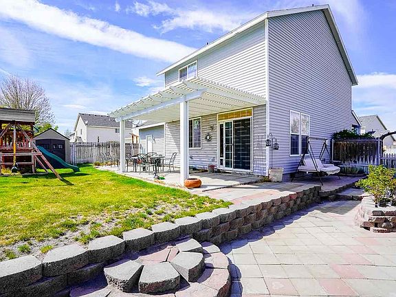 2nd image of 6012 Oriole Dr