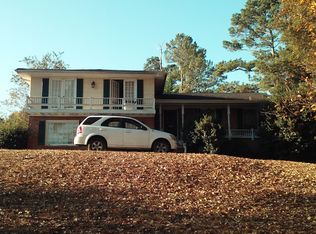 560 Kings Ridge Dr, Monroe, GA 30655
