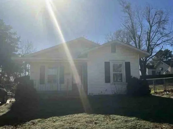 230 W 3rd Ave, Bristow, OK 74010