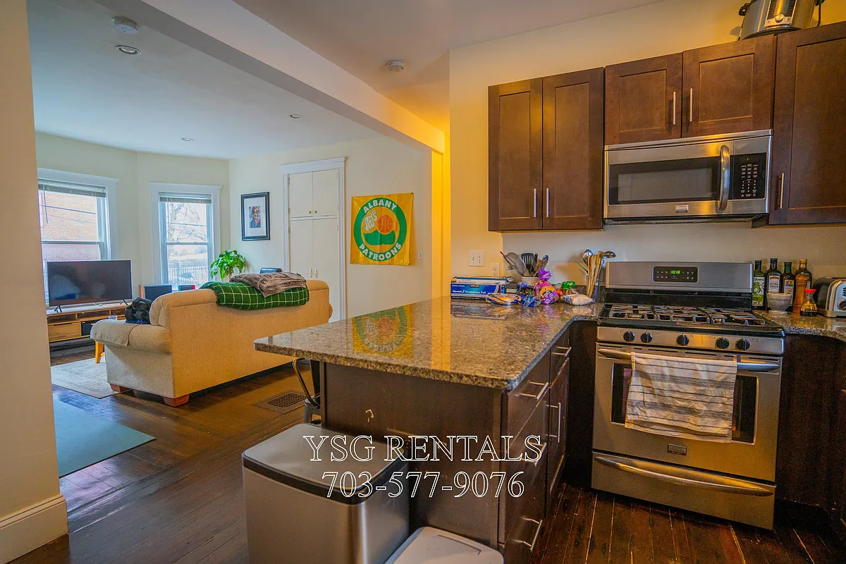 Photo 2 of 22 - 36 Sumner St #1 - Boston, MA Building Photo - 36 Sumner St #1