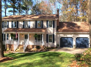 401 Farmstead Dr, Cary, NC 27511