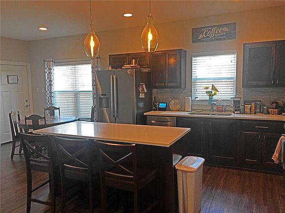 5th image of 401 Bosque Blvd #106