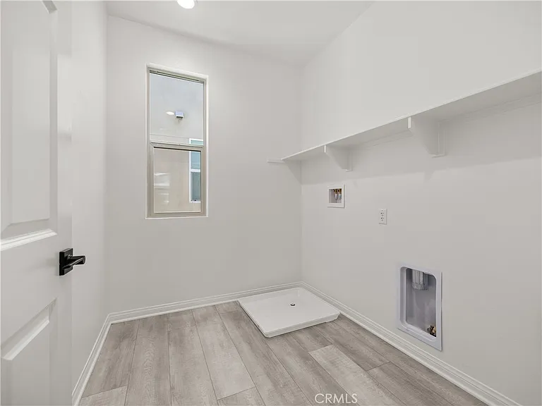 27448 Pioneer Ct — Photo 45