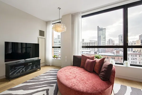 Rented by Nest Seekers International | media 14