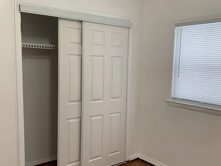 5124 Ohio St — Photo 11