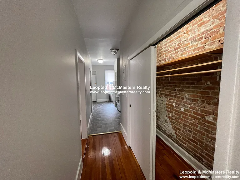South Huntington Apartments — Photo 11