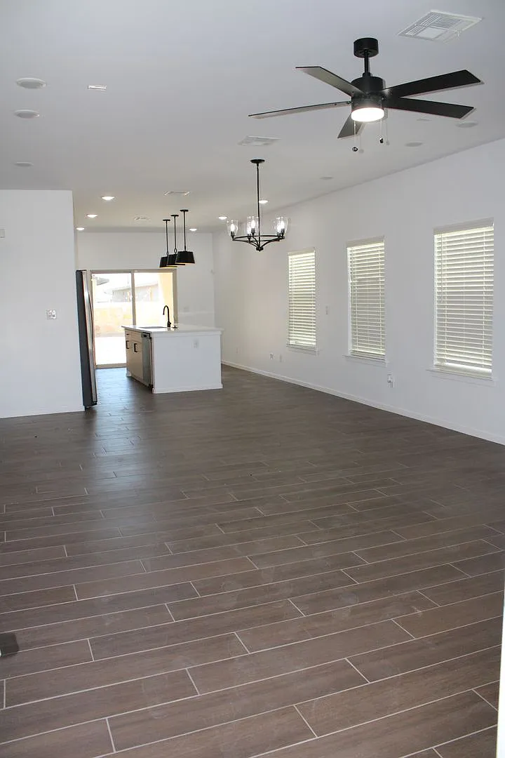 Building Photo - 15220 Ambition