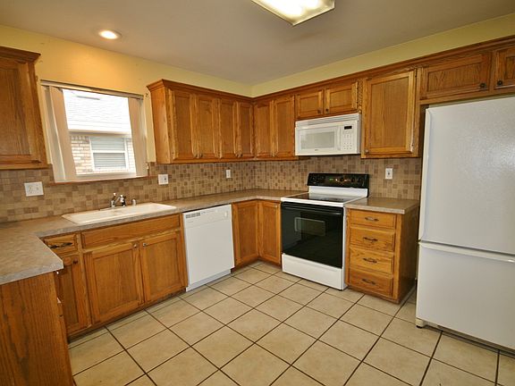 5th image of 1809 Bob Jay Dr