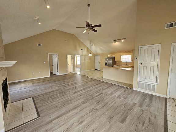 5th image of 7476 Harvest Village Ct