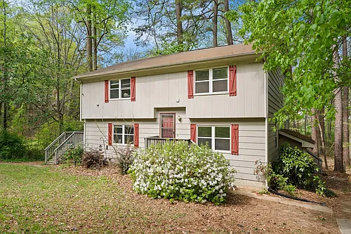 121 Gregory Dr Photo 1