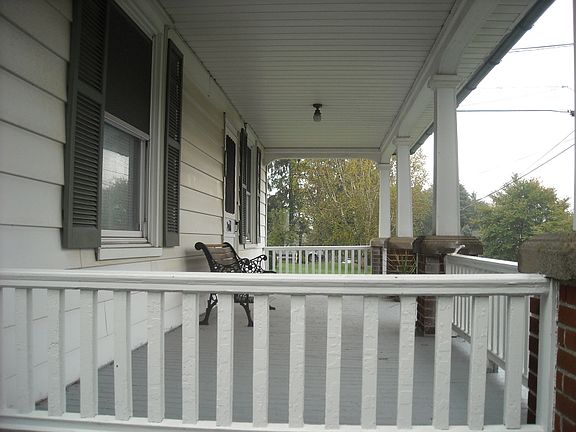 2nd image of 503 Palmer St