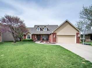 9710 W Jamesburg St, Wichita, KS 67212