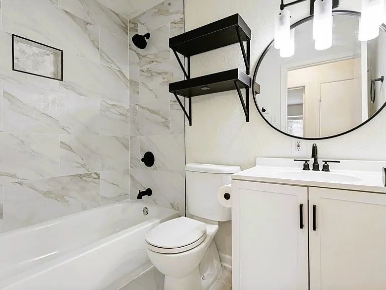 4407 Sun Vista Ln — Photo 15