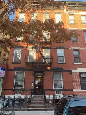 Rented by Luxor Homes & Investment Realty | media 20