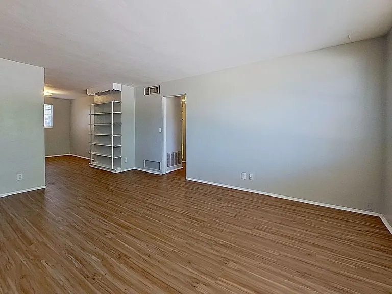 3034 Belden St. — Photo 3
